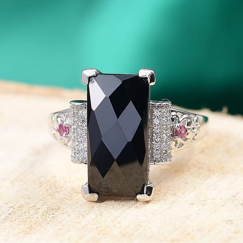 Art Deco Black Spinel Ring